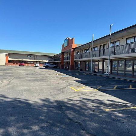 Stay Inn By Oyo Near I 80 Lincoln West Exterior foto